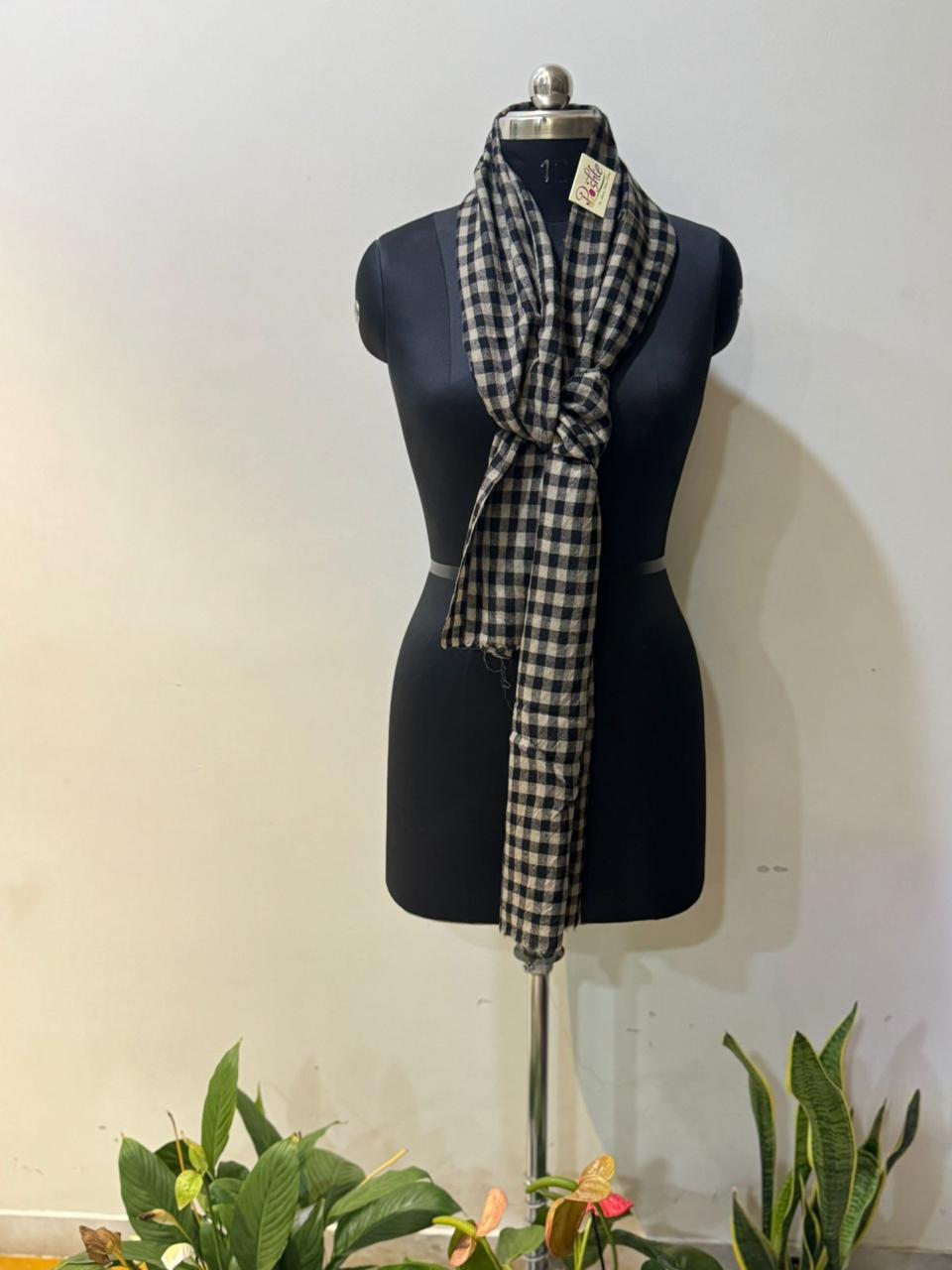 Black/Cream Checks Scarf